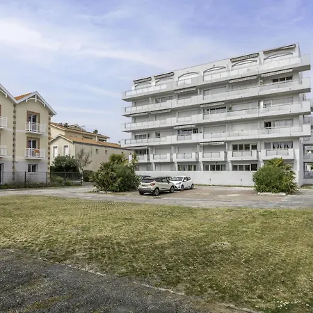 Jetee Des Marins-8 By Interhome * Arcachon