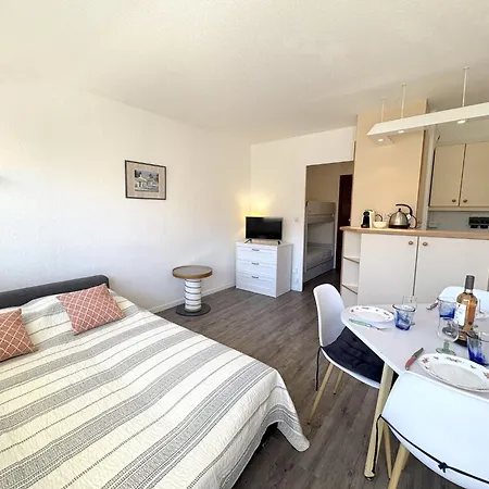 Apartment Jetee Des Marins-8 By Interhome *