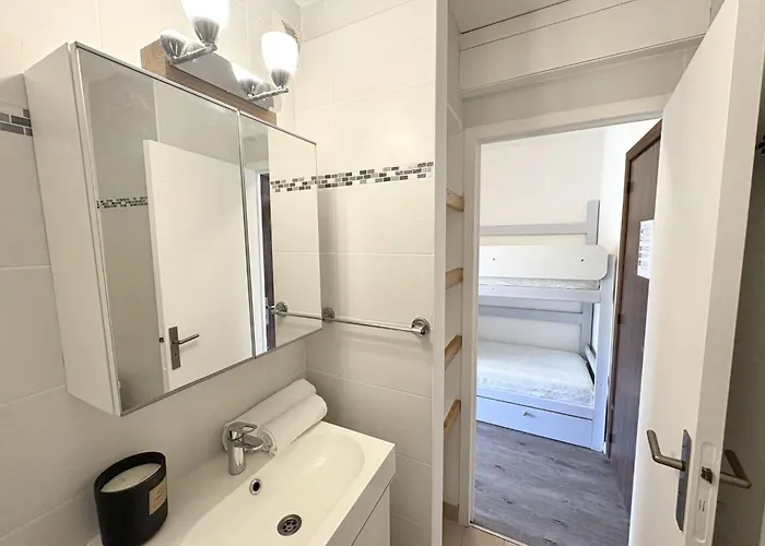 Jetee Des Marins-8 By Interhome *